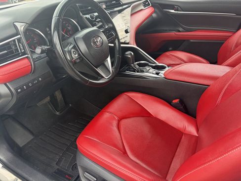 Used 2018 Toyota Camry XSE w/ Driver Assist Package image 19