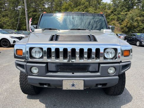 Used 2005 HUMMER H2 w/ Preferred Equipment Group AWD/4WD image 2