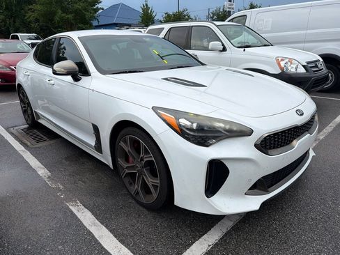 Used 2019 Kia Stinger GT RWD image 3