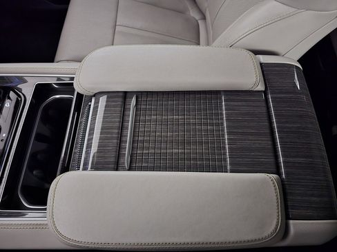 Used 2022 Jeep Wagoneer Series III image 48