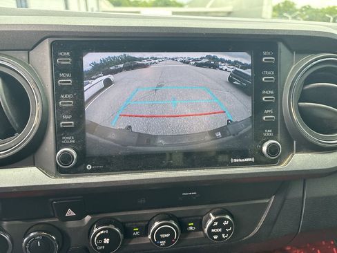 Used 2020 Toyota Tacoma TRD Sport AWD/4WD image 23