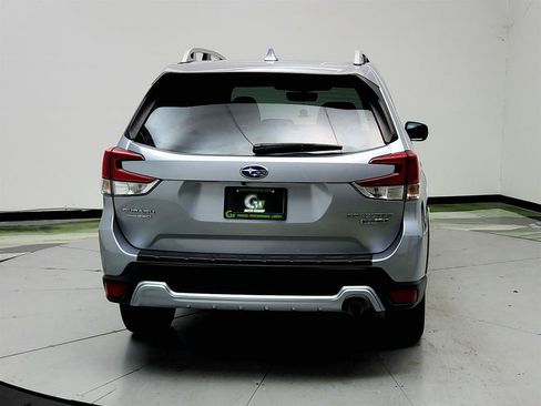 Used 2022 Subaru Forester Touring AWD/4WD image 6