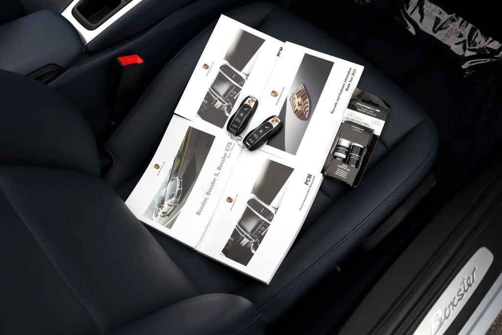 Used 2015 Porsche Boxster w/ Sport Chrono Package RWD image 95