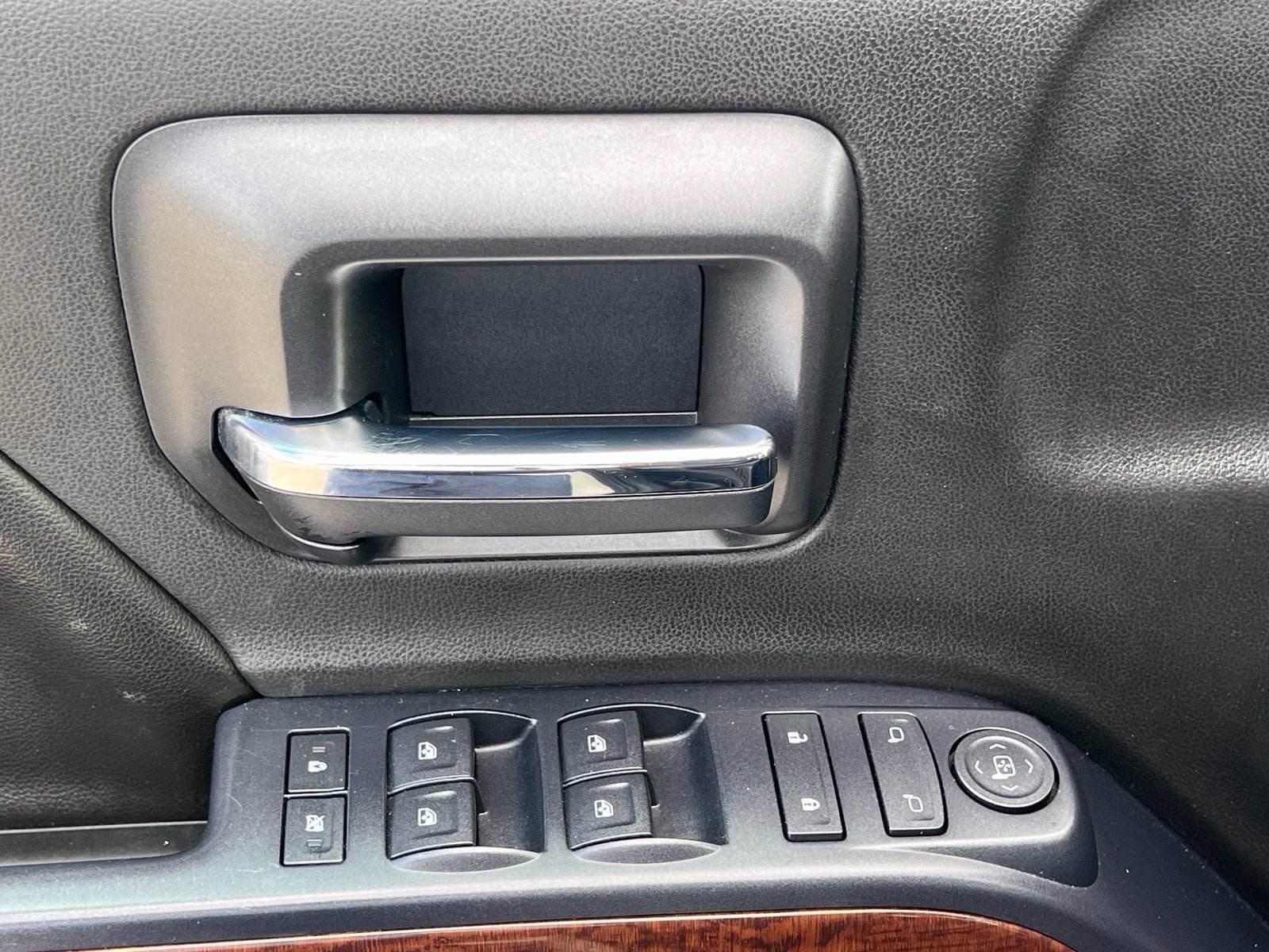 Used 2015 GMC Sierra 1500 SLE w/ Texas SLE Value Package RWD image 22
