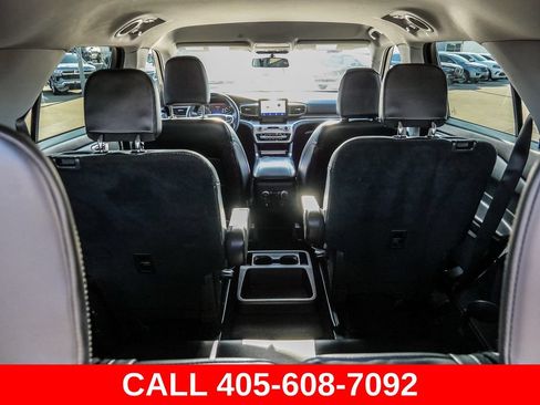 Used 2021 Ford Explorer XLT w/ Equipment Group 202A AWD/4WD image 15