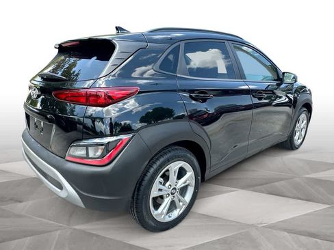 Used 2023 Hyundai Kona SEL w/ Convenience Package FWD image 8