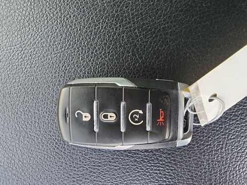 Used 2022 RAM 1500 Big Horn AWD/4WD image 21
