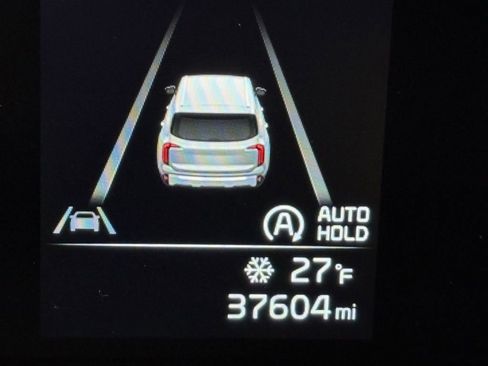 Used 2025 Kia Telluride S image 24