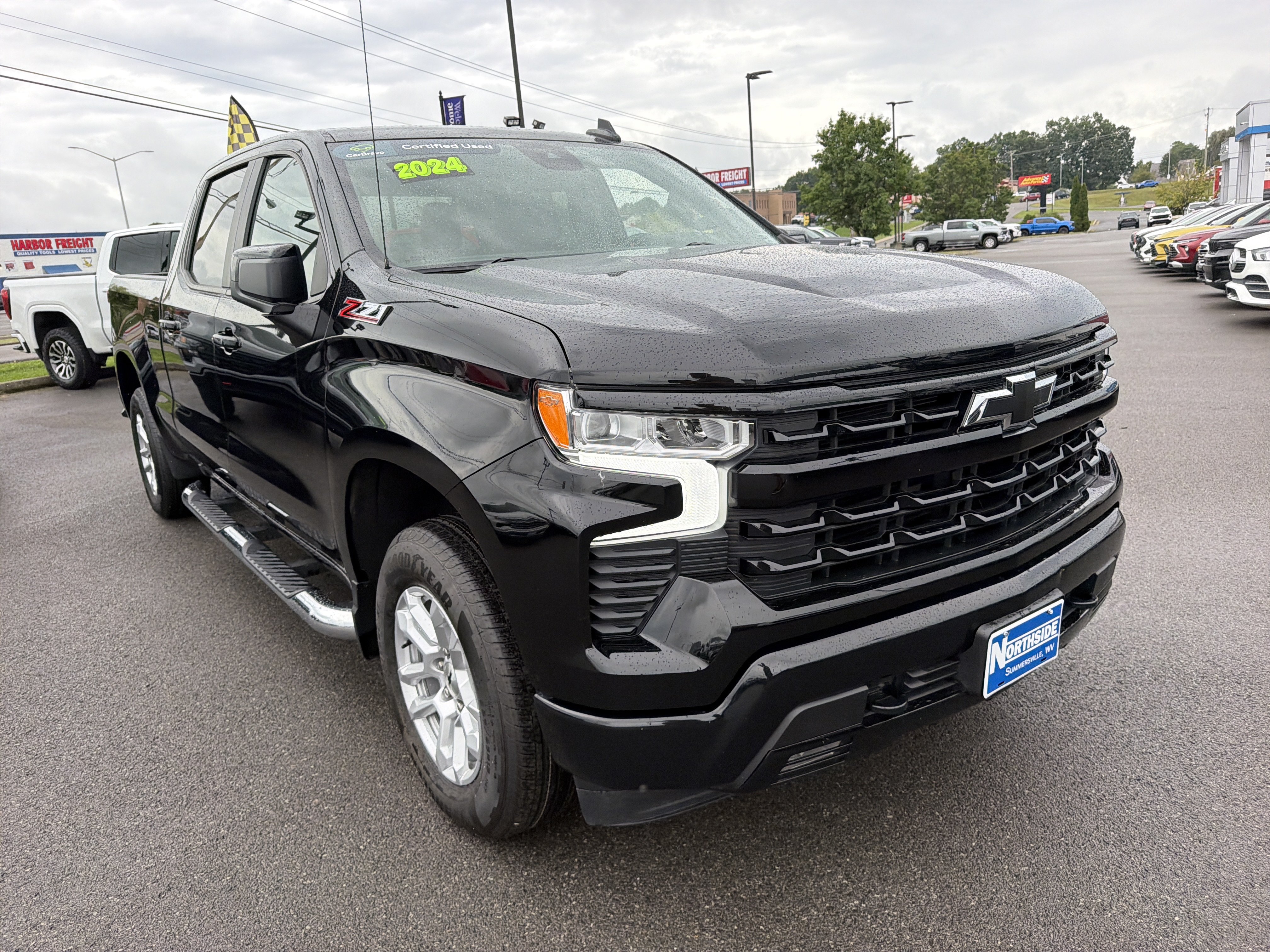Certified 2024 Chevrolet Silverado 1500 RST w/ Z71 Off-Road Package AWD/4WD image 3