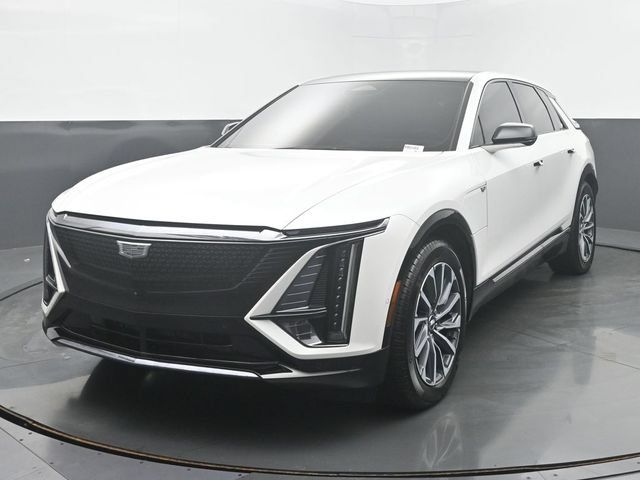 Certified 2024 Cadillac Lyriq Sport w/ LPO, Floor Liner Package AWD/4WD image 1