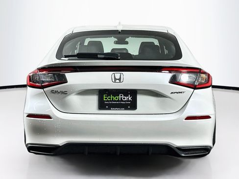 Used 2023 Honda Civic Sport image 7