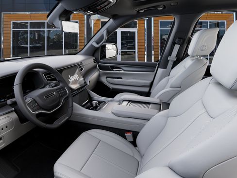 New 2026 Jeep Grand Wagoneer 4DR 4WD image 22