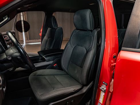 Used 2021 RAM 1500 Big Horn RWD image 19