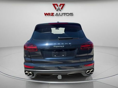 Used 2017 Porsche Cayenne S image 6