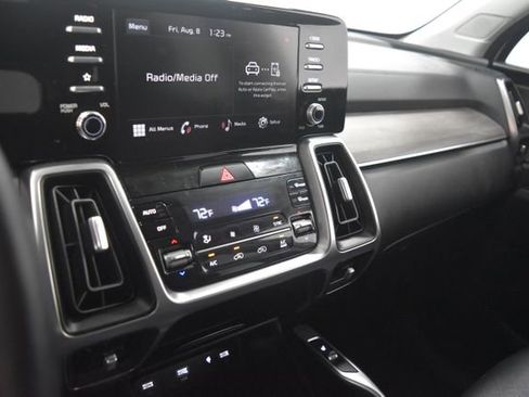 Used 2023 Kia Sorento X-Line EX image 13
