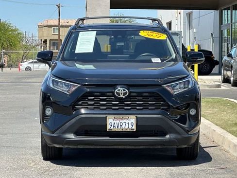Used 2021 Toyota RAV4 XLE w/ Convenience Package AWD/4WD image 8