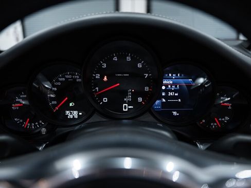 Used 2014 Porsche 911 Carrera S RWD image 22