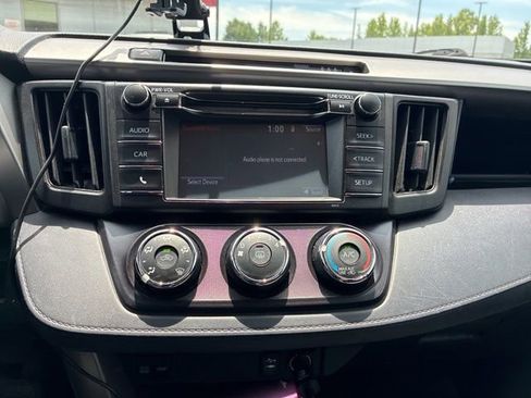 Used 2018 Toyota RAV4 LE w/ All Weather Liner Package AWD/4WD image 7