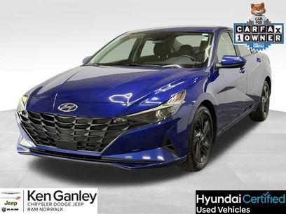 Certified 2022 Hyundai Elantra SEL w/ Convenience Package