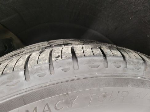 Used 2022 GMC Terrain SLT w/ Infotainment Package II image 4