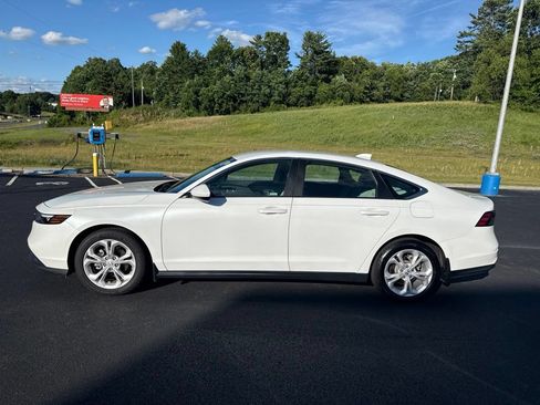 Used 2024 Honda Accord LX image 5