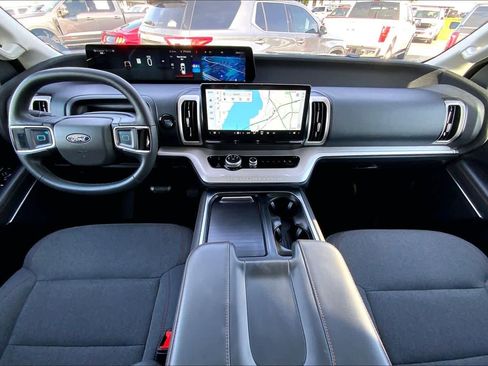 Certified 2025 Ford Expedition Active RWD image 14