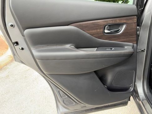 Used 2024 Nissan Murano Platinum w/ Cargo Package FWD image 28