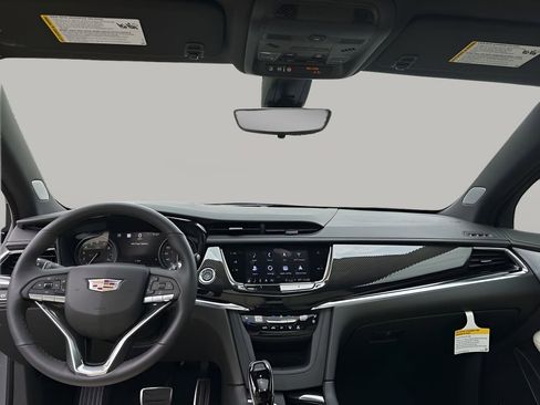 New 2025 Cadillac XT6 Sport w/ Technology Package image 33