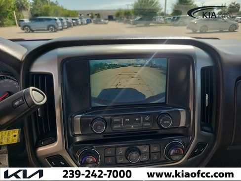 Used 2018 Chevrolet Silverado 1500 LT w/ Texas Edition AWD/4WD image 29