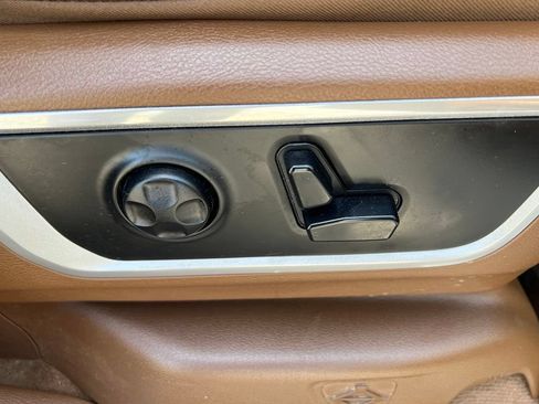Used 2020 RAM 1500 Laramie AWD/4WD image 13