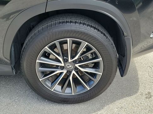 Used 2025 Lexus NX 250 FWD w/ Towing Package (2000 Lbs) image 16