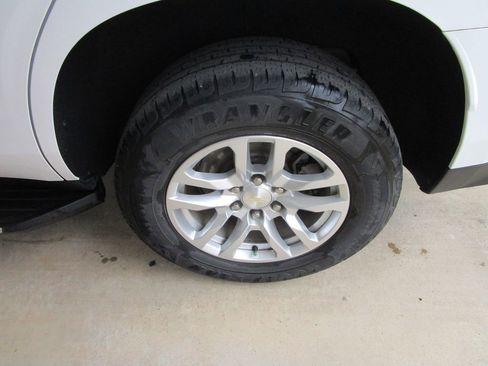 Used 2021 Chevrolet Tahoe LT image 9