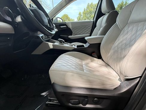 Used 2022 Mitsubishi Outlander SEL AWD/4WD image 24