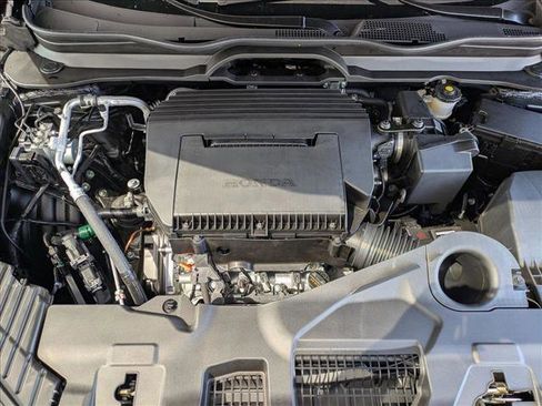 New 2025 Honda Pilot Black Edition image 18