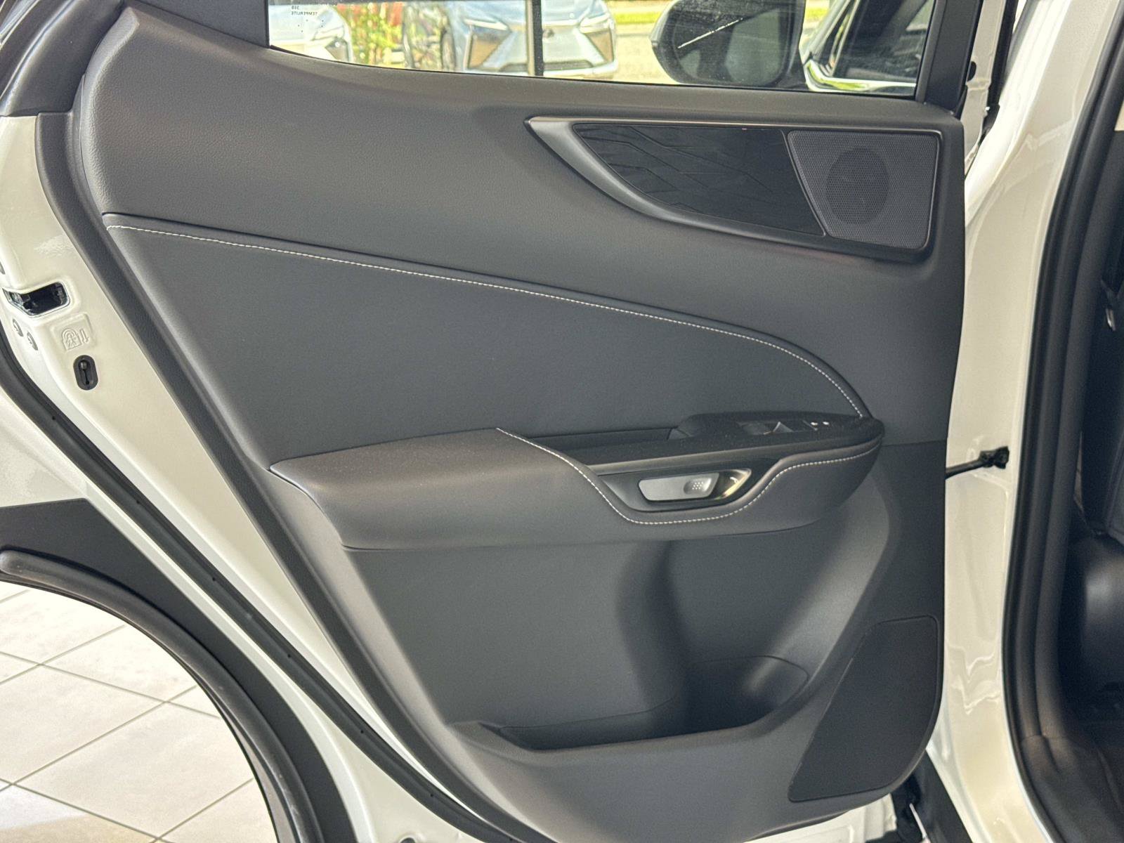 Used 2026 Lexus NX 350h FWD w/ Accessory Package (2T) image 24