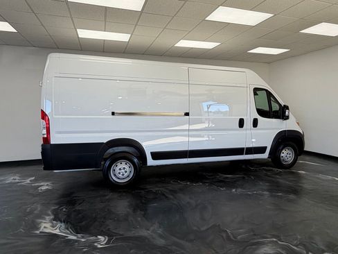 Used 2023 RAM ProMaster 3500 w/ Convenience Group image 21