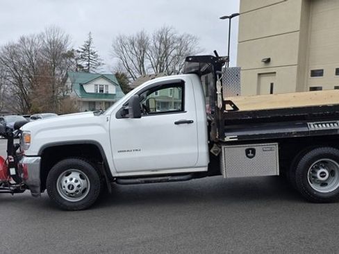 Used 2015 GMC Sierra 3500 4x4 Regular Cab w/ Sierra Convenience Package image 4