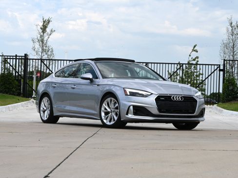 Used 2023 Audi A5 2.0T Premium Plus AWD/4WD image 2