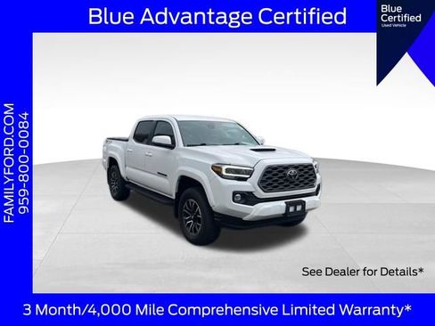 Used 2023 Toyota Tacoma TRD Sport w/ Black Out Package (TMS) AWD/4WD image 1