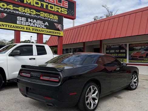 Used 2016 Dodge Challenger SXT Plus image 3