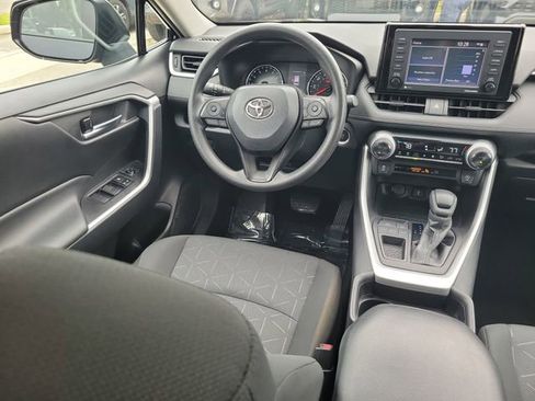 Used 2021 Toyota RAV4 XLE image 8