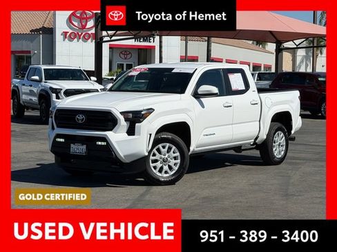 Used 2026 Toyota Tacoma SR5 AWD/4WD image 1