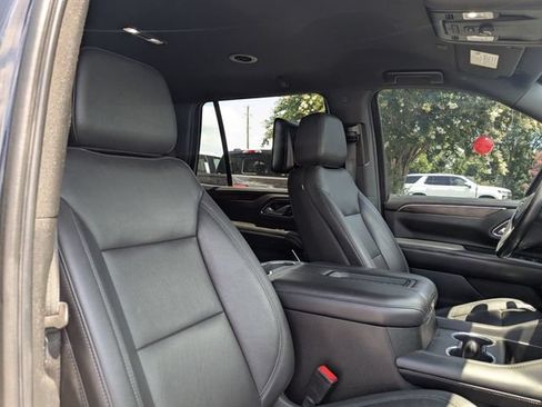 Used 2021 Chevrolet Tahoe Z71 w/ Rear Media and Nav Package AWD/4WD image 38