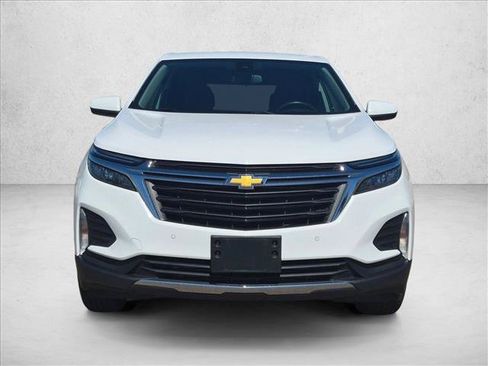 Used 2024 Chevrolet Equinox LT AWD/4WD image 2