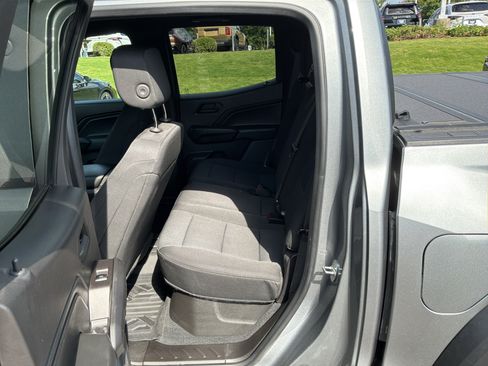 Used 2023 Chevrolet Colorado Trail Boss w/ Safety Package AWD/4WD image 30