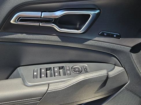 New 2026 Kia Sportage SX FWD image 25