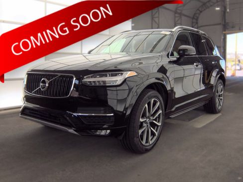 Used 2018 Volvo XC90 T5 Momentum w/ Convenience Package AWD/4WD image 1