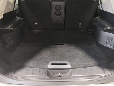 Used 2017 Nissan Rogue SV AWD/4WD image 35