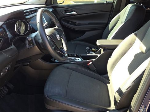 Used 2023 Buick Encore GX Select image 17