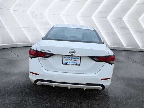 Used 2024 Nissan Sentra S image 6